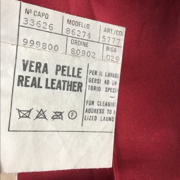 VTG “Moschino Leather” red miniskirt w/zip closure - Picture 16 of 16